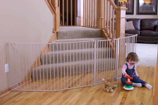 Take help of baby gate reviews to find the safe and reliable gate for your kid’s