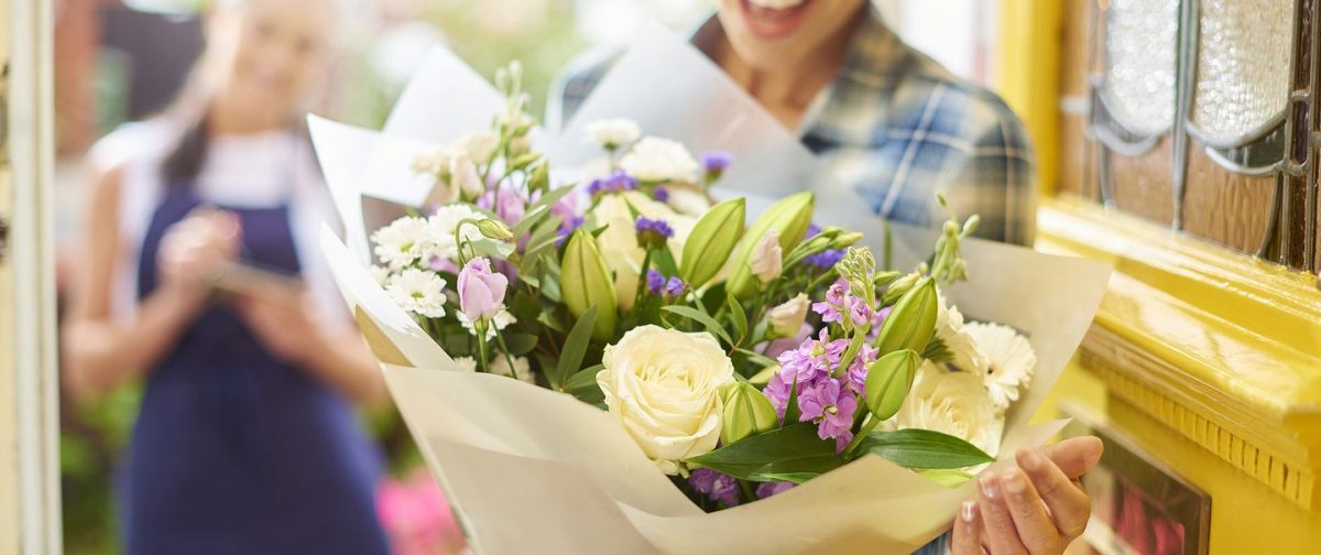 A Helpful Guide To Buying Graduation Flowers Singapore